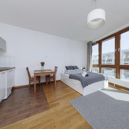 Luxury Apartment Piekna Warschau Buitenkant foto