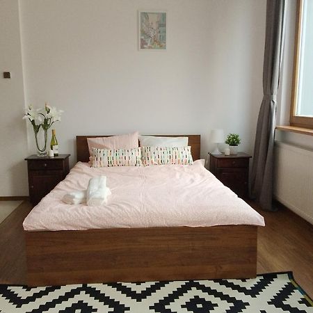 Luxury Apartment Piekna Warschau Buitenkant foto
