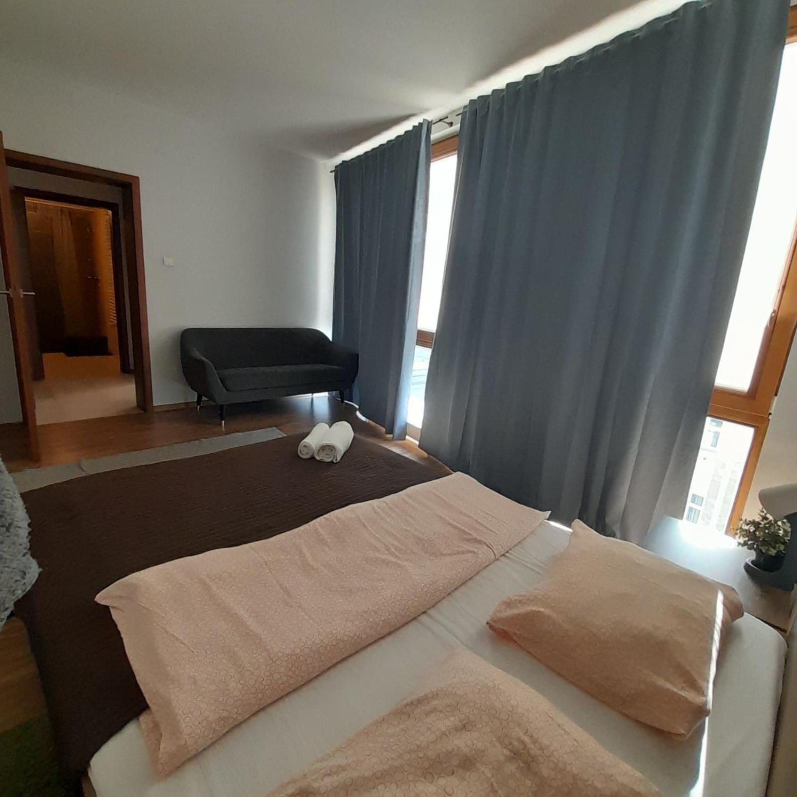 Luxury Apartment Piekna Warschau Buitenkant foto