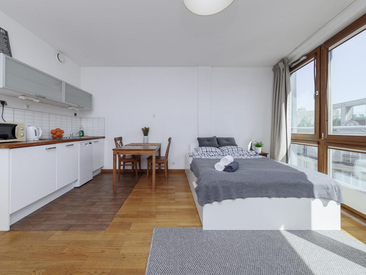 Luxury Apartment Piekna Warschau Buitenkant foto