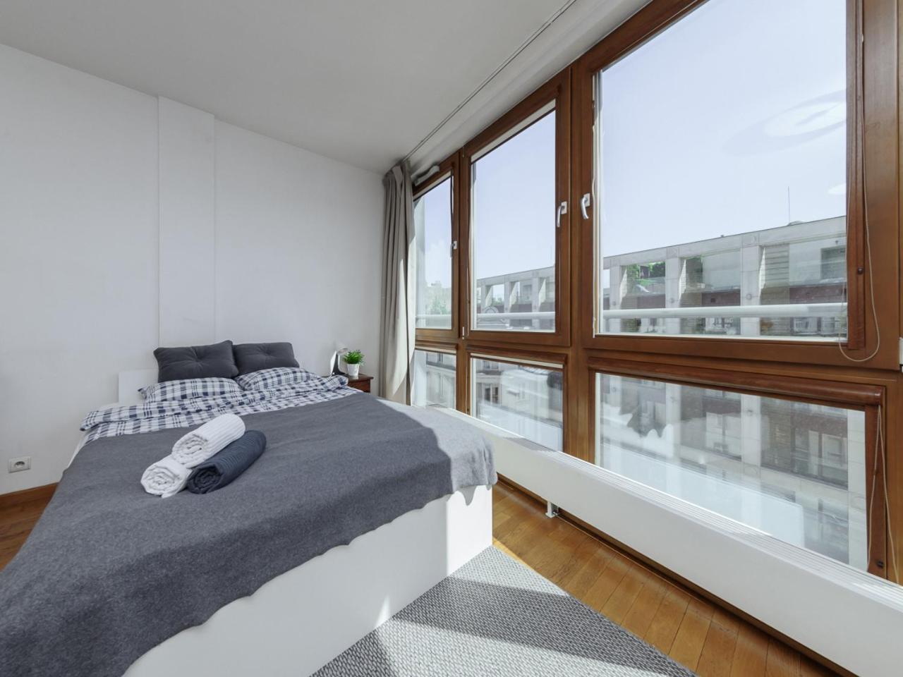 Luxury Apartment Piekna Warschau Buitenkant foto