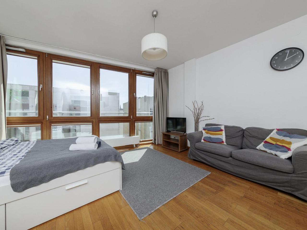 Luxury Apartment Piekna Warschau Buitenkant foto