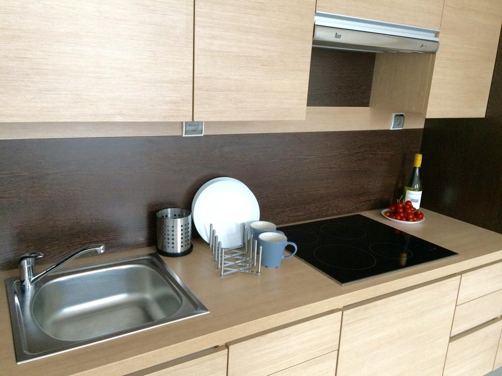 Luxury Apartment Piekna Warschau Buitenkant foto