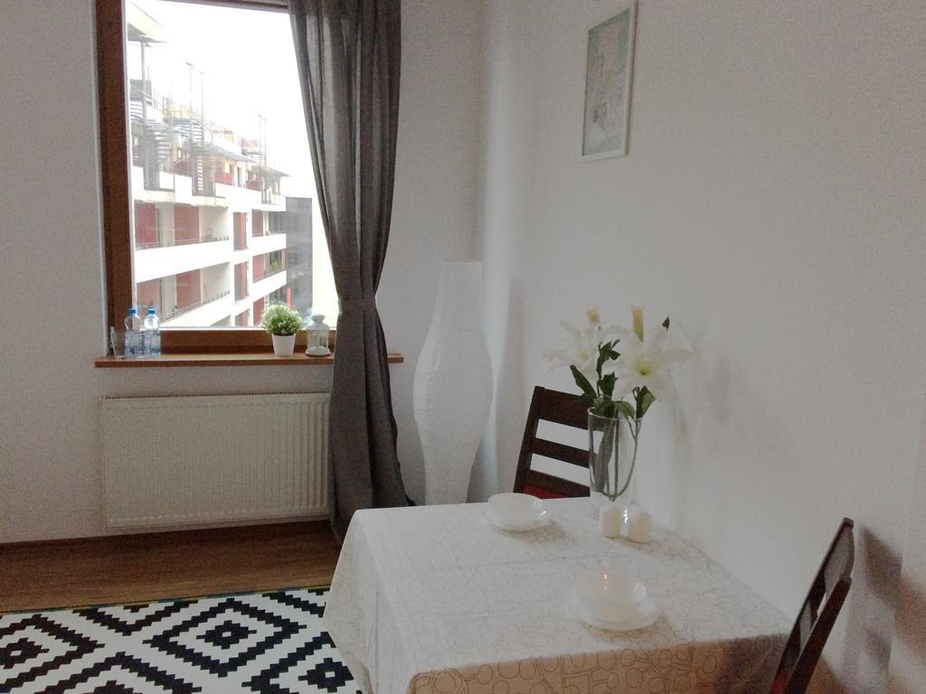 Luxury Apartment Piekna Warschau Buitenkant foto